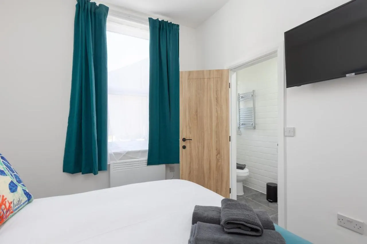 Hotel Charles Alexander Short Stay - Thewestern Blackpool